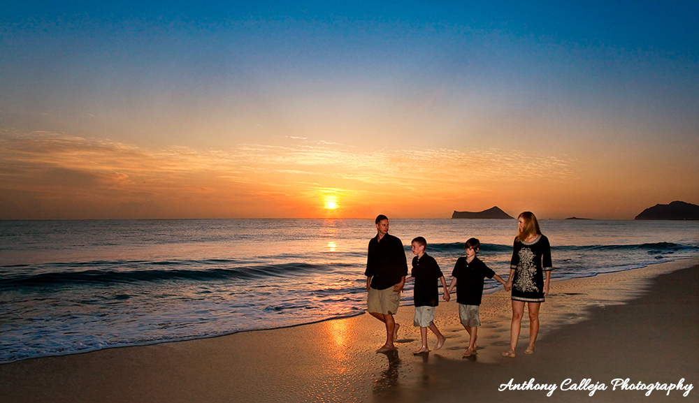 Photographers in Oahu Sunset Photo North Shote Oahu Hawaii